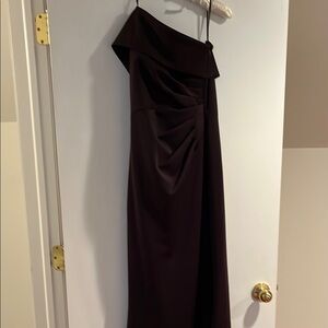 Eliza G beautiful black gown worn once size 6